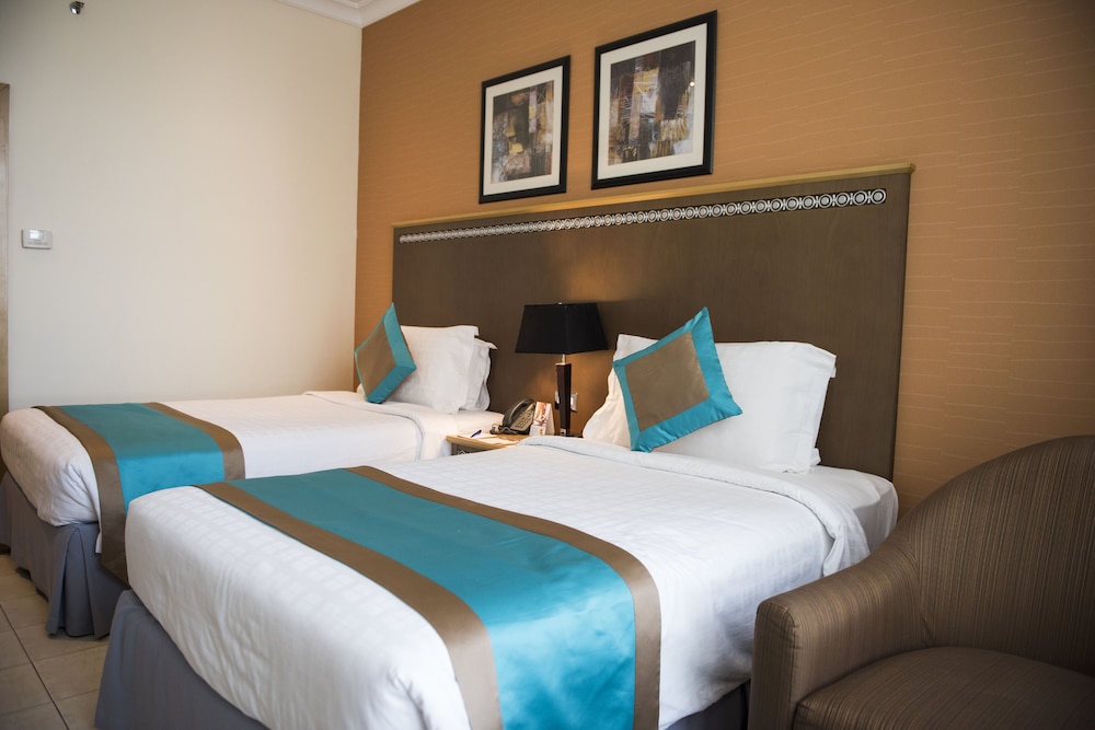 Copthorne Al Jahra Hotel & Resort 23/76
