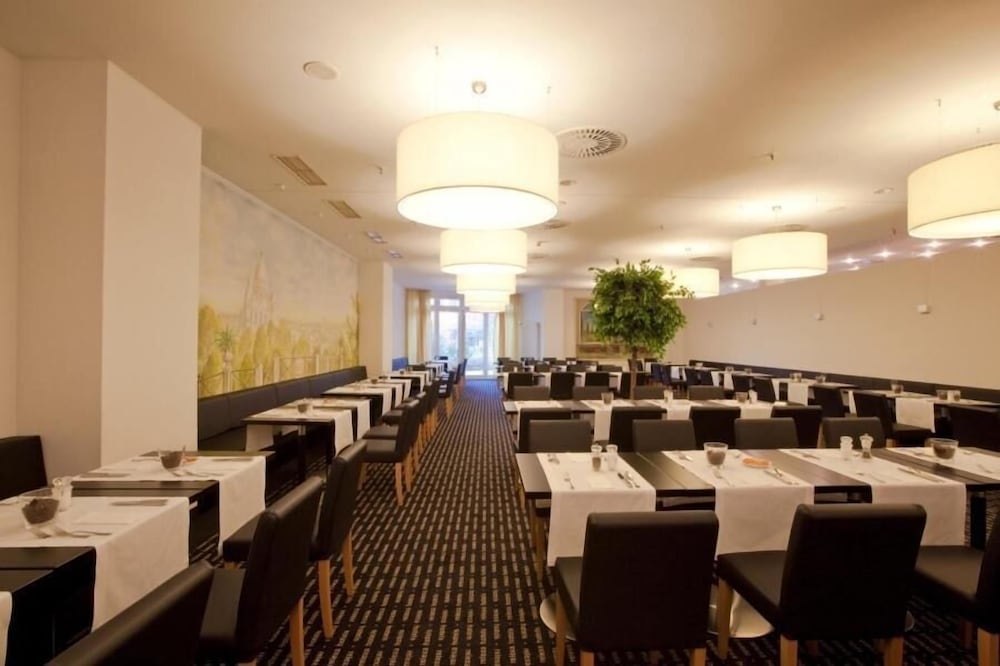 Relexa Hotel Frankfurt 42/51