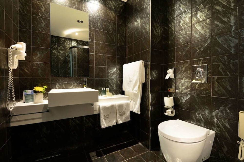 Royal Paradise Beach Resort And Spa 46/50