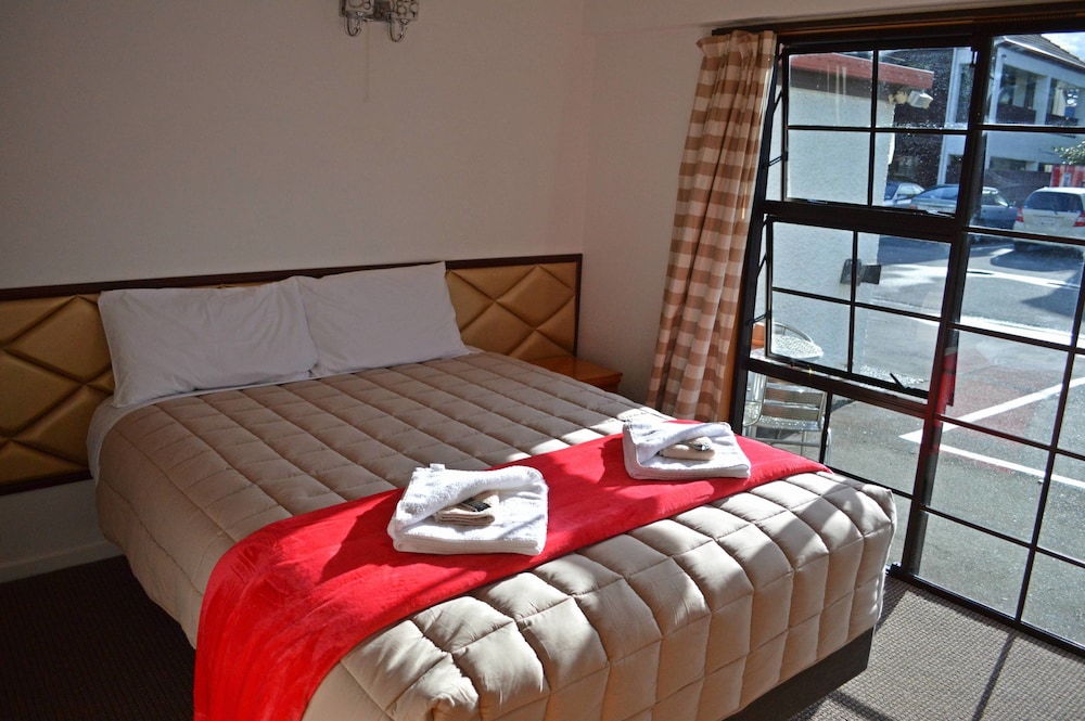 1 BEDROOM, ECONOMY, APARTMENT