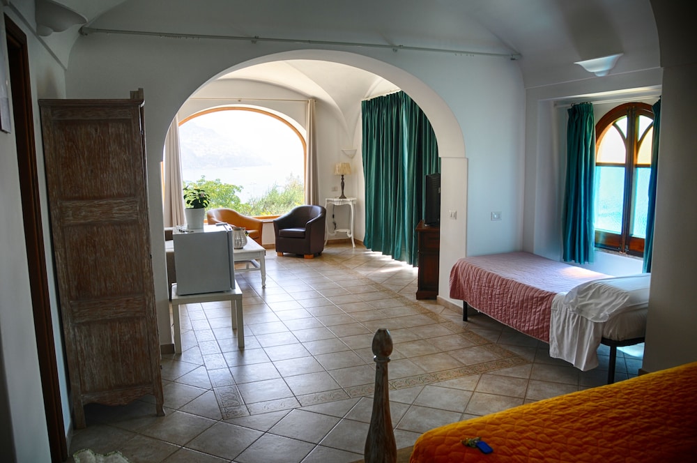 Dimora Fornillo Hotel 16/57