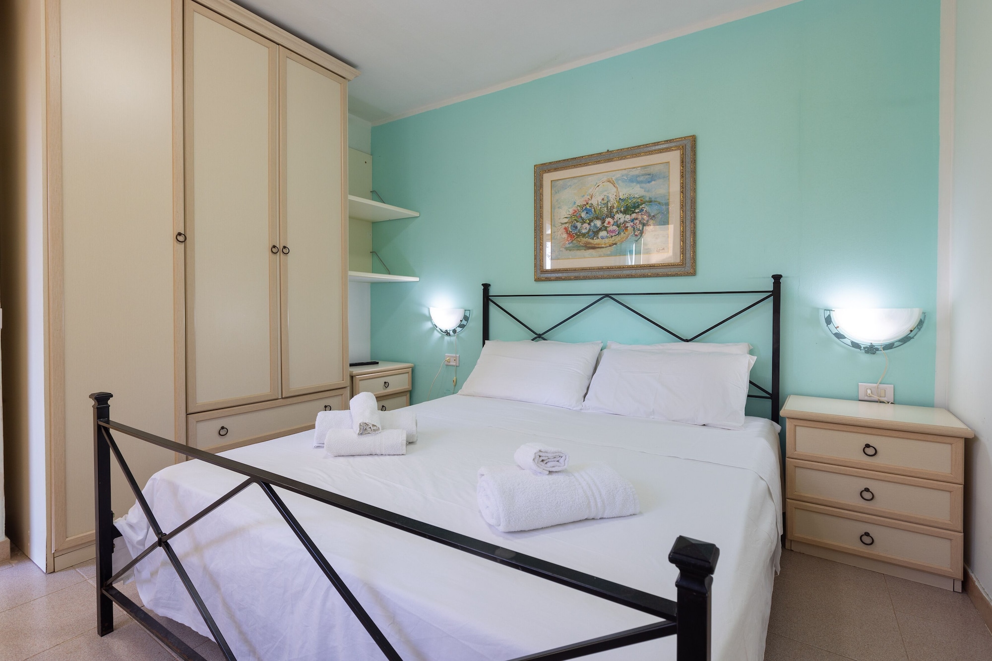 1 BEDROOM, APARTMENT