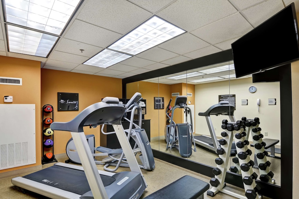 Homewood Suites by Hilton Lexington Fayette Mall 22/45