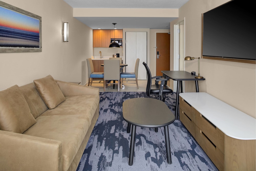 Fairfield Inn Suites By Marriott Virginia Beach Oceanfront 33/50