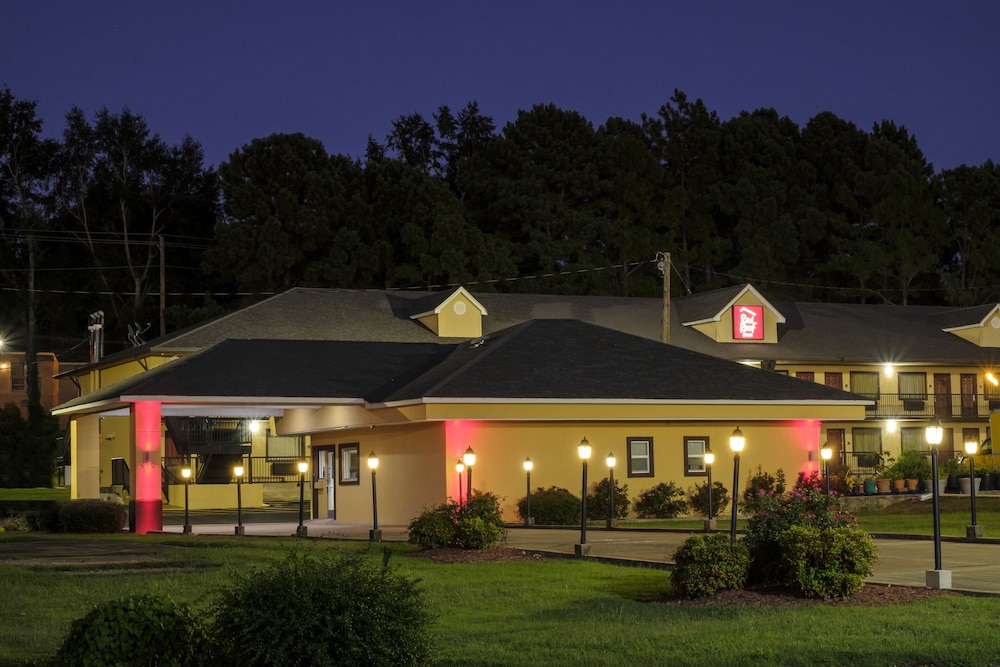 Red Roof Inn Columbus Ms 3/24