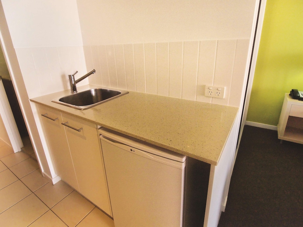 Oaks Townsville Gateway Suites 34/70