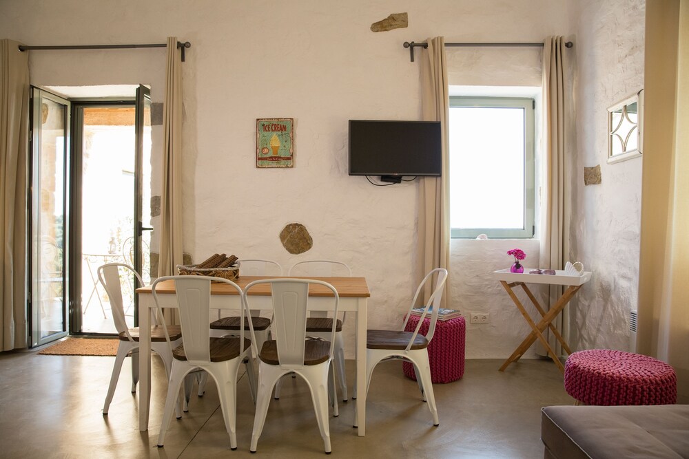 Afentiko Pigadi 20/50