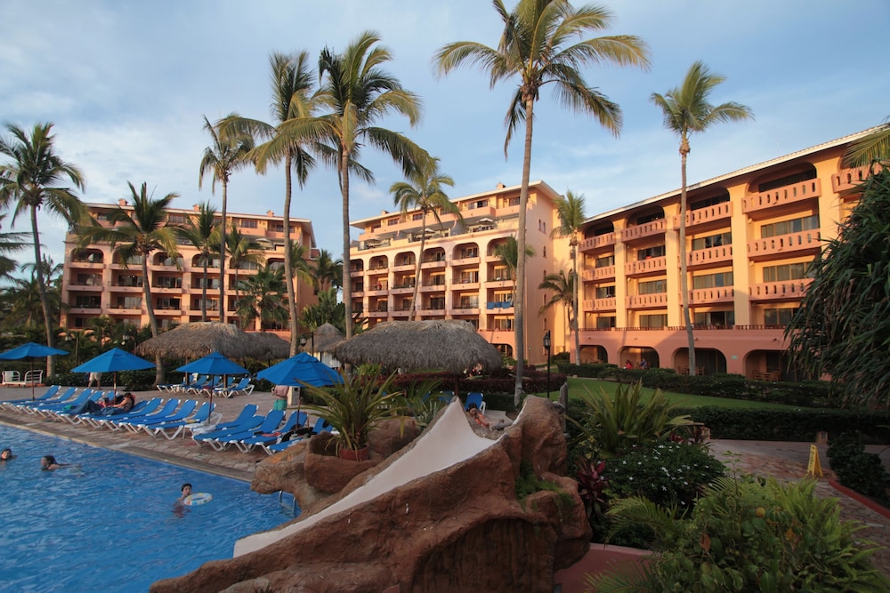 Torres Mazatlan 25/30