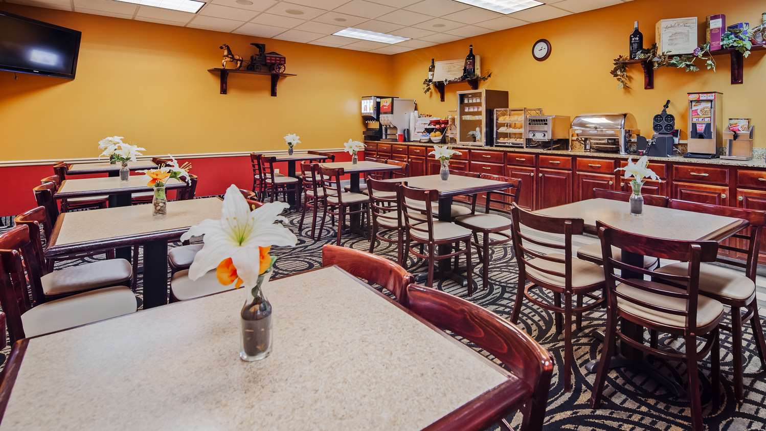 Best Western The Inn At The Fairgrounds 34/54