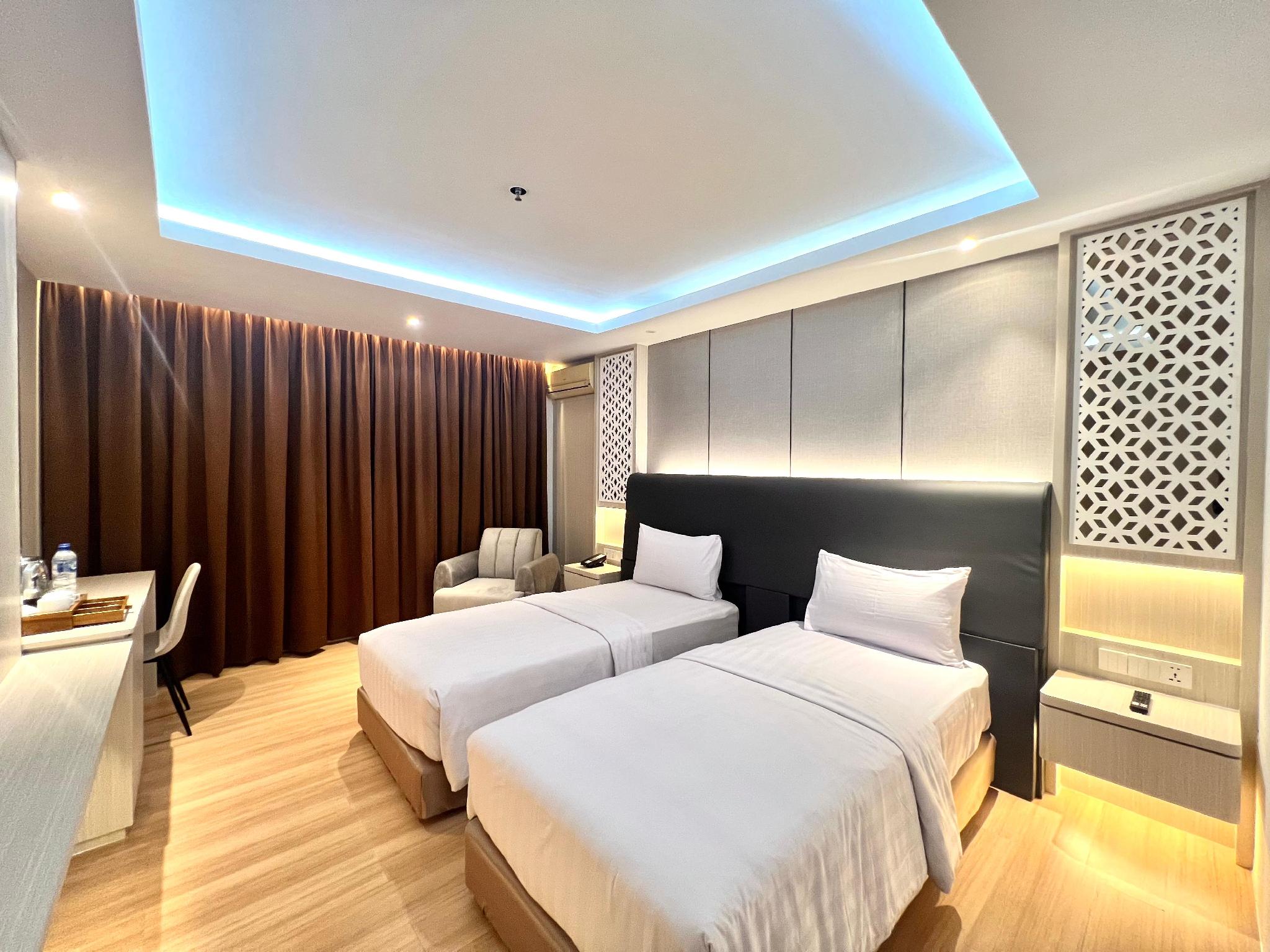 Prime, Premier, Twin Beds