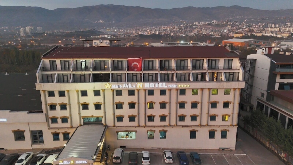 Grand Alin Hotel Tokat 1/48