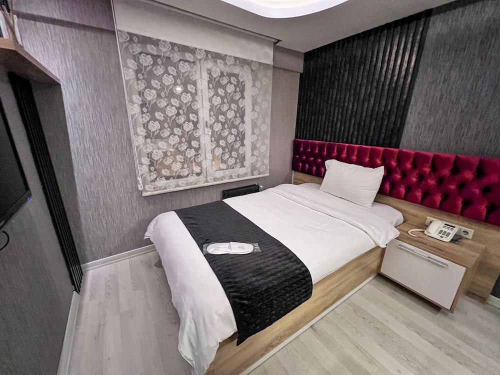 Butik Rafo Hotel 8/20