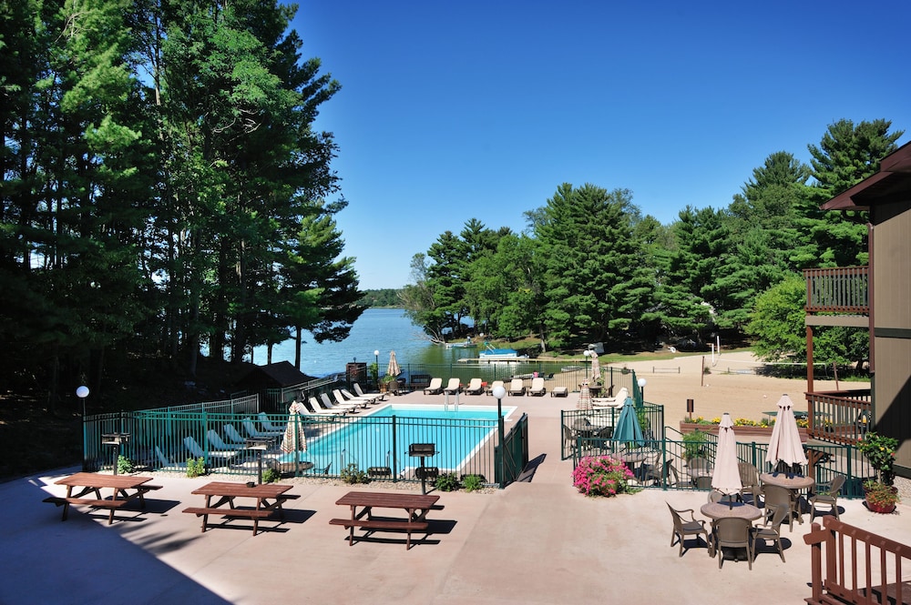 Baker Apos S Sunset Bay Resort 6/64