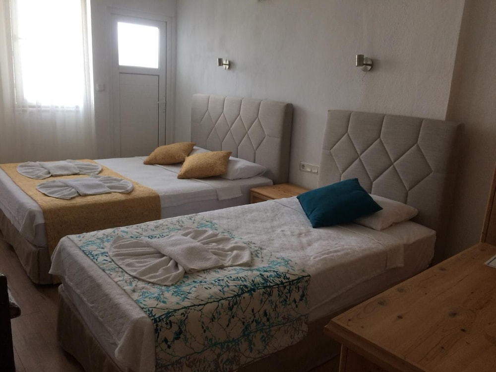 Tugay Hotel 37/67