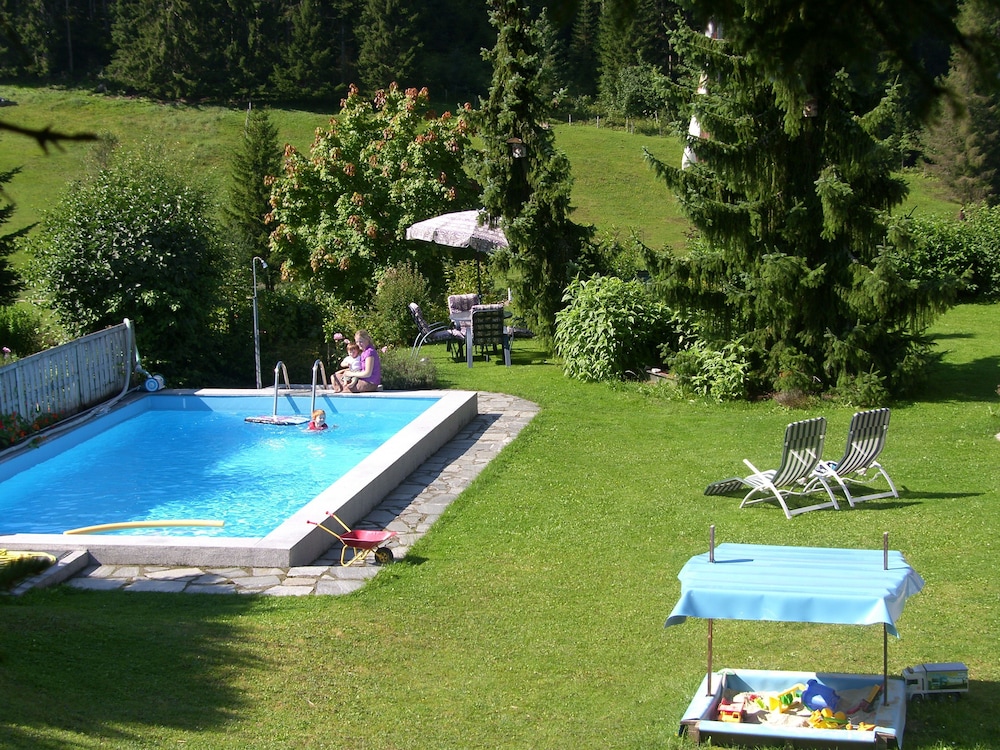 Guesthouse Elisabeth 68/71