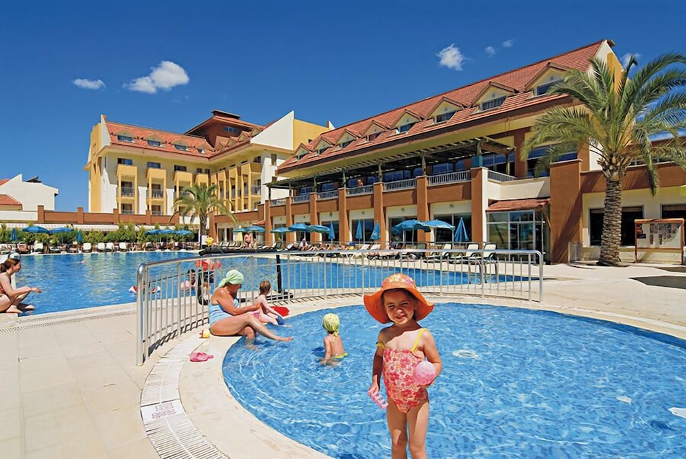 Side Story Resort & Spa 45/53