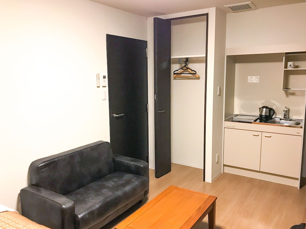 Hotel Livemax Takamatsu Ekimae 13/18