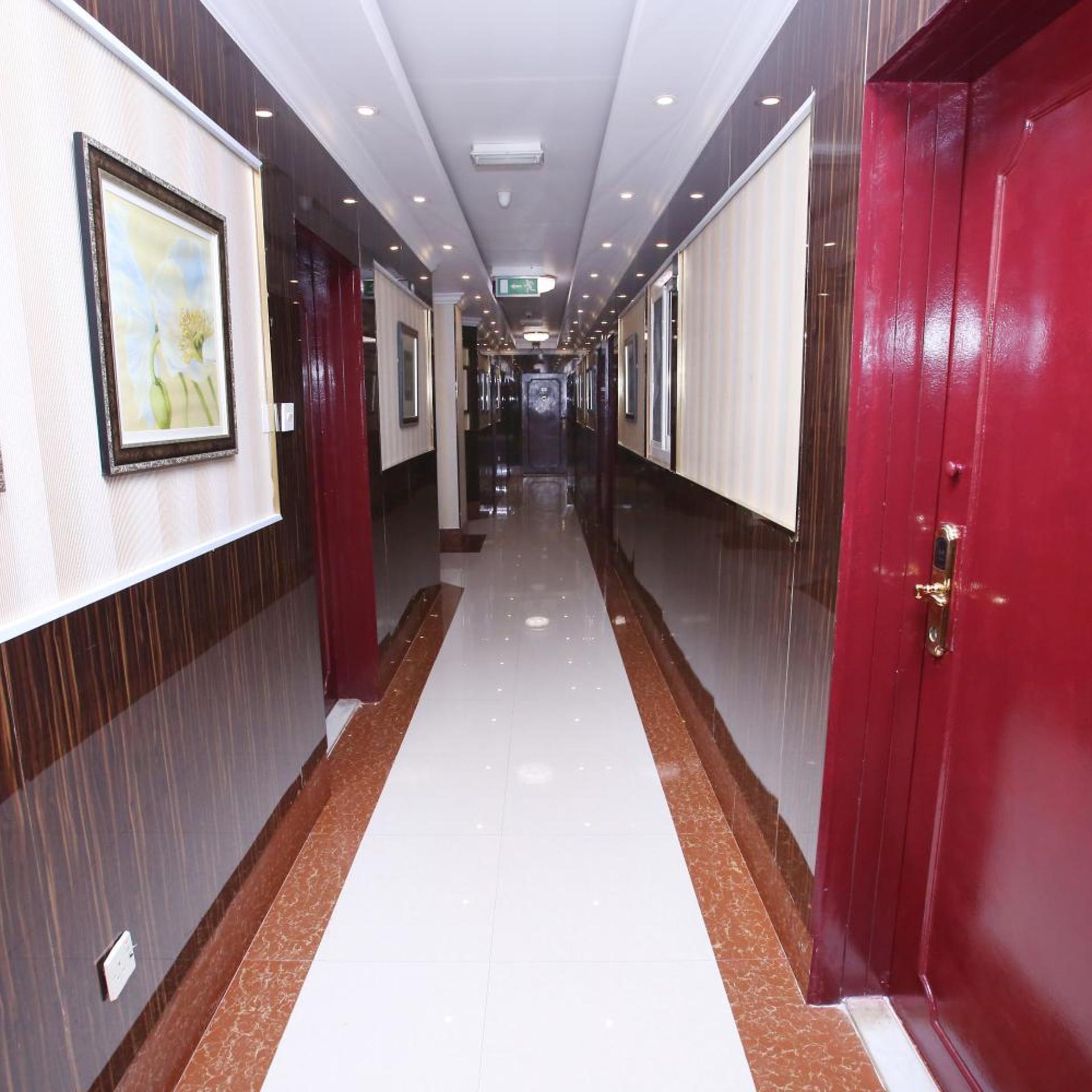 Zagy Hotel 82/84
