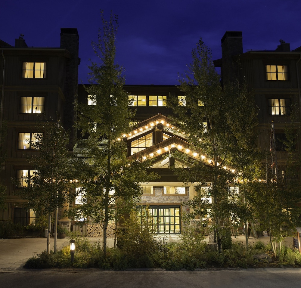Teton Mountain Lodge and Spa A Noble House Resort 7/67