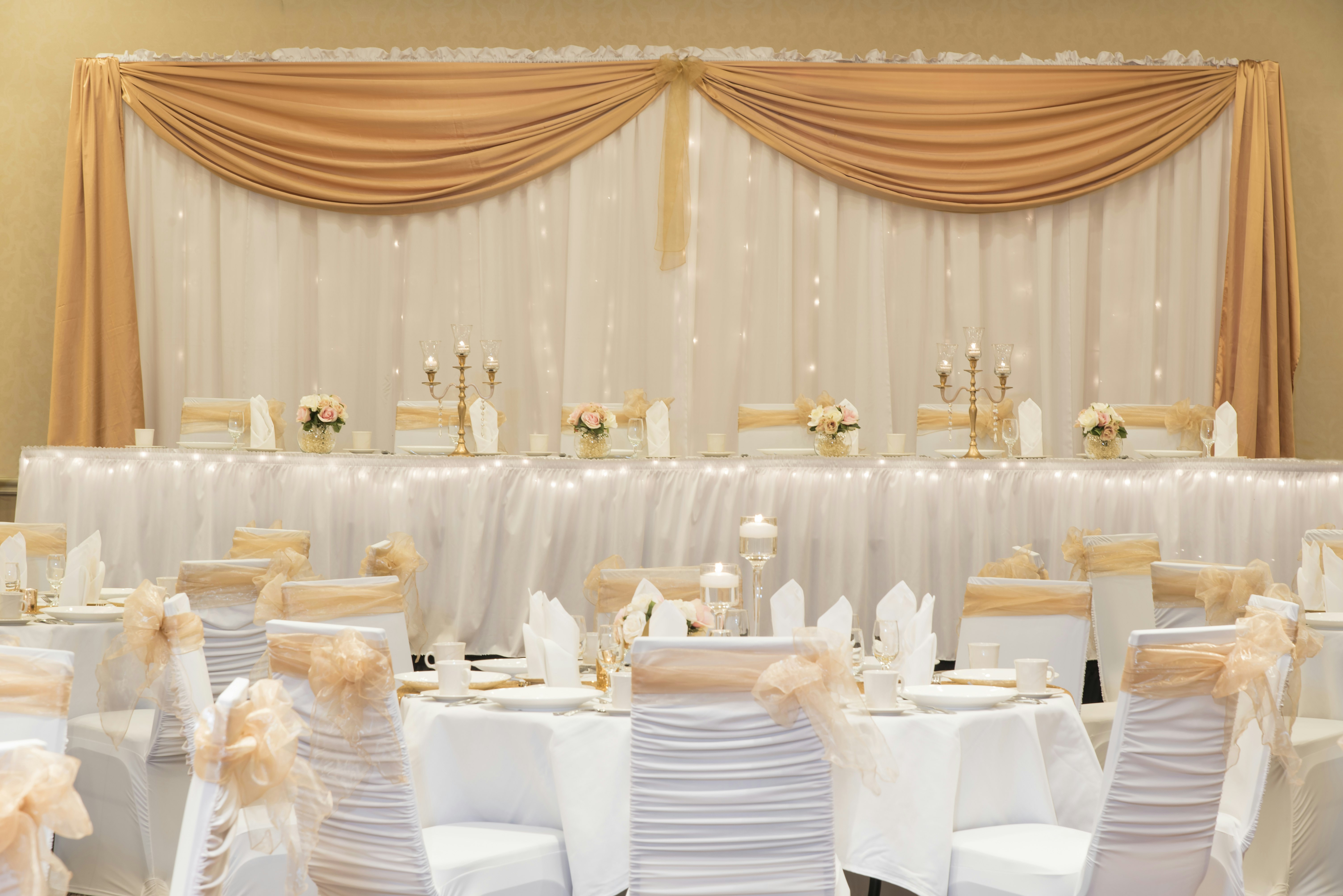Doubletree By Hilton Hotel Grand Rapids Airport 32/53