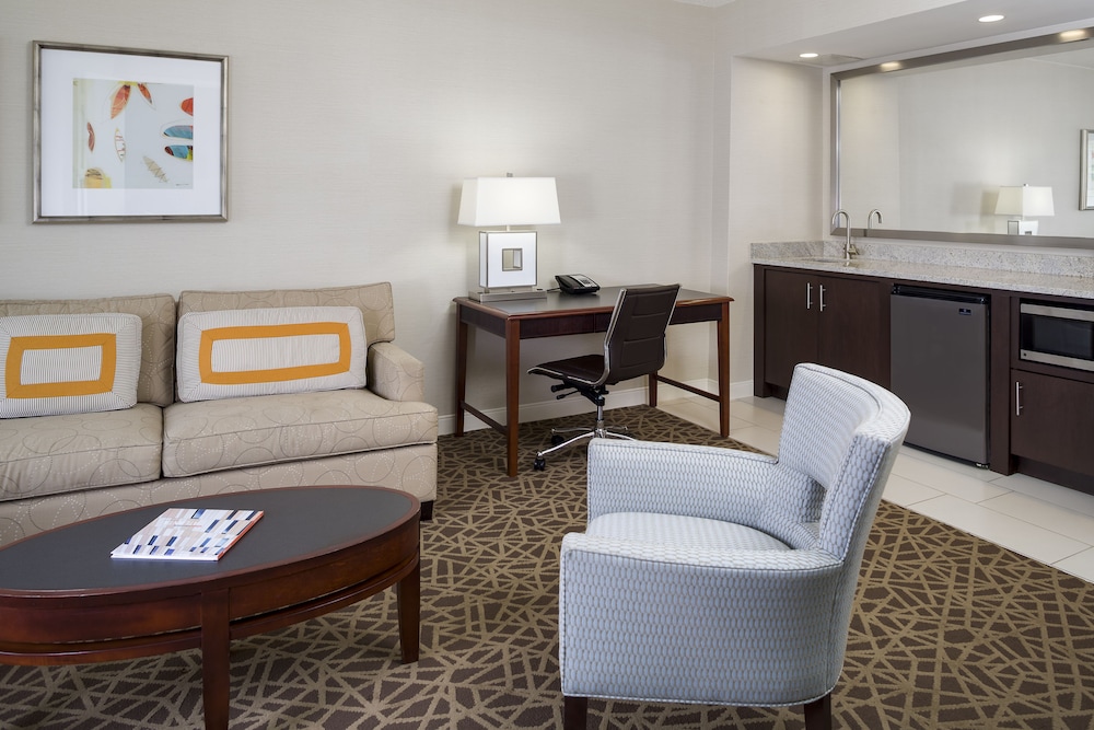 Hyatt Regency Suites Atlanta Northwest 36/65