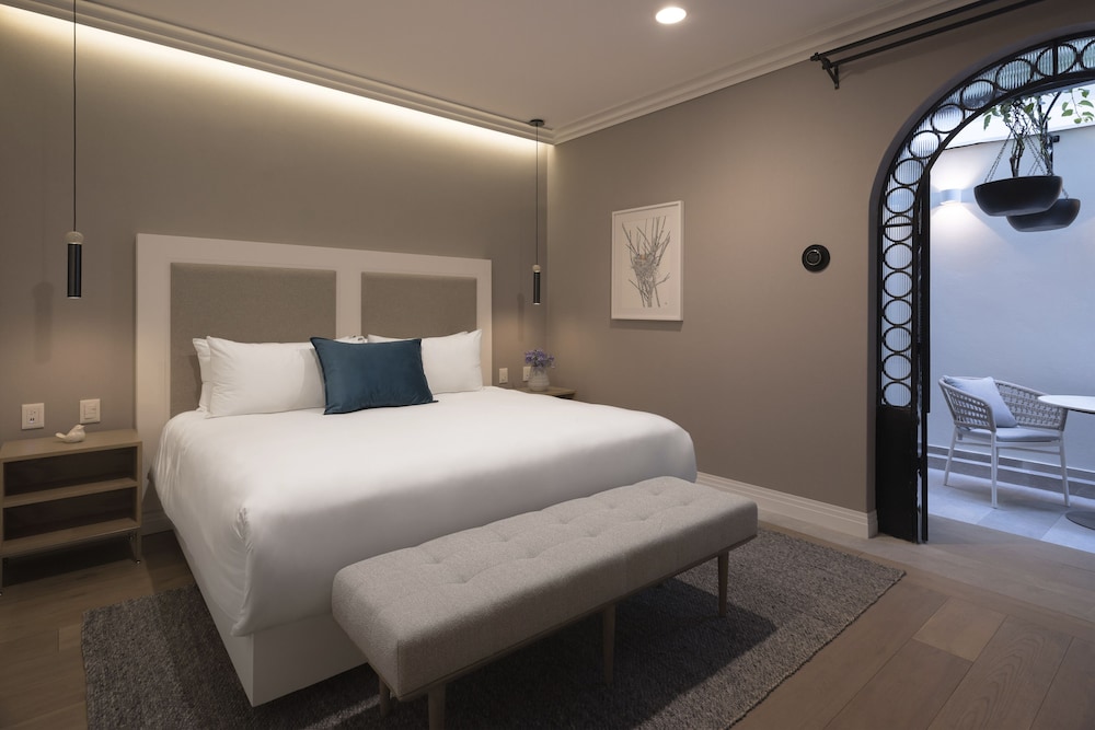 DESIGN, SUITE