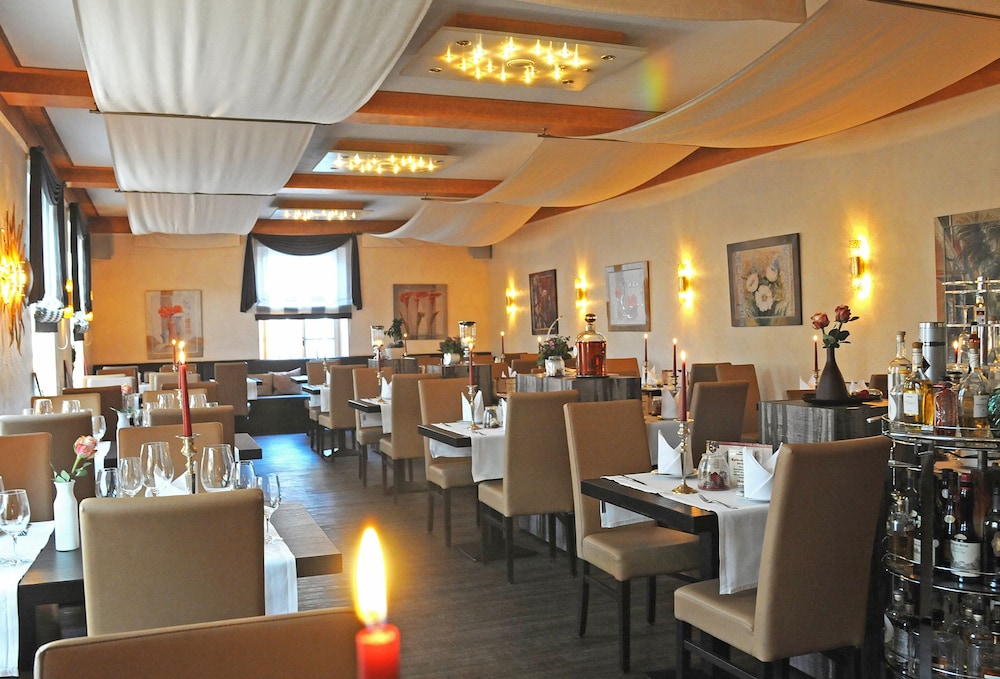 Hotel- Restaurant Doppeladler 35/50