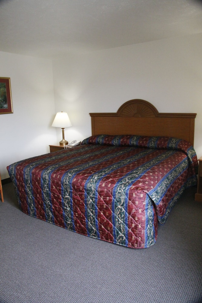 Horizon Inn and Suites 32/62