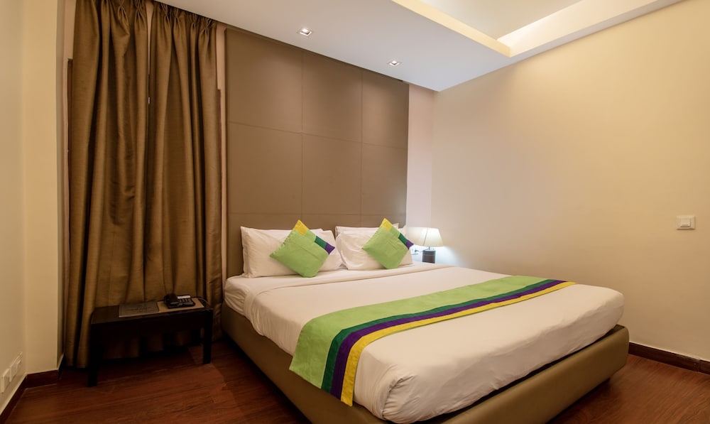 CABANA HOTEL 16/41