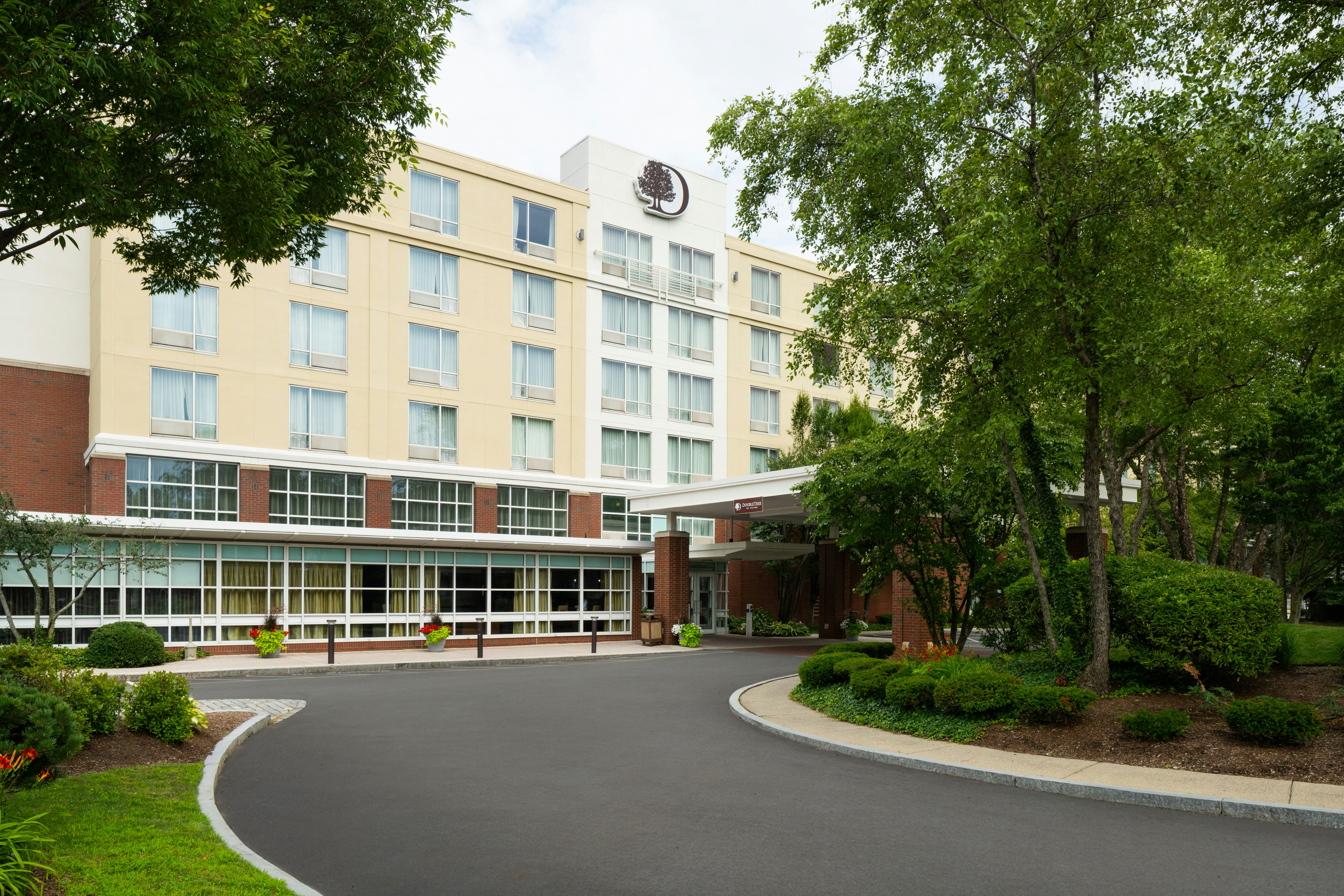 DoubleTree by Hilton Boston Bayside 8/44