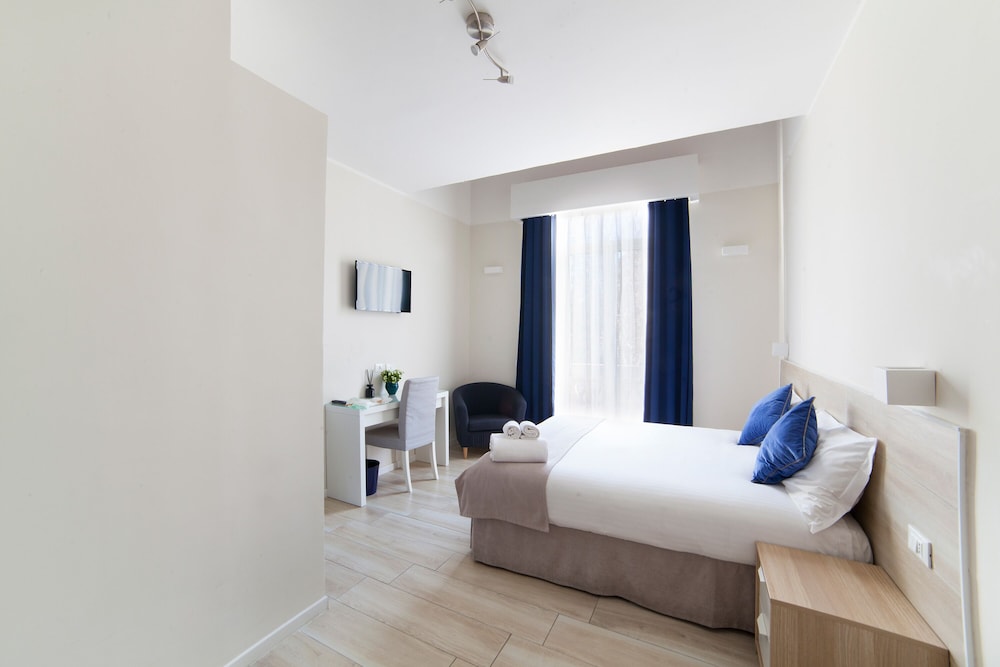 Dada Suites 10/49