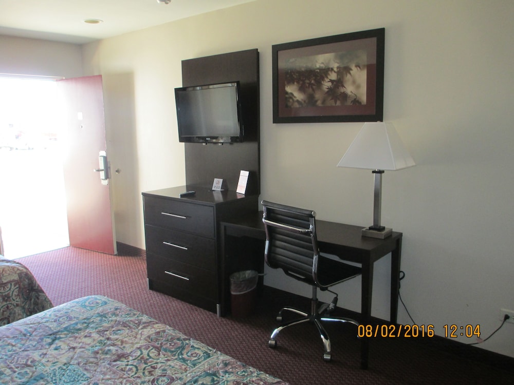 Regal Inn Chicago O Hare Airport 44/58
