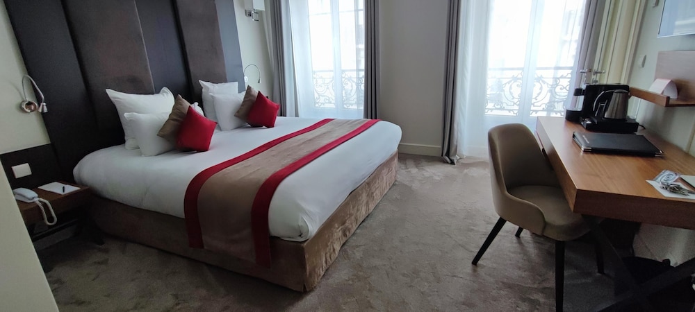 Elysees Bassano Hotel Formely Bw Hotel Elysees Bassa 30/81