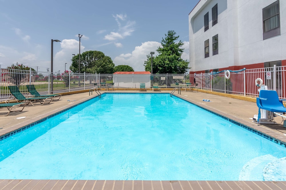 Motel6 Pine Bluff, AR 28/50