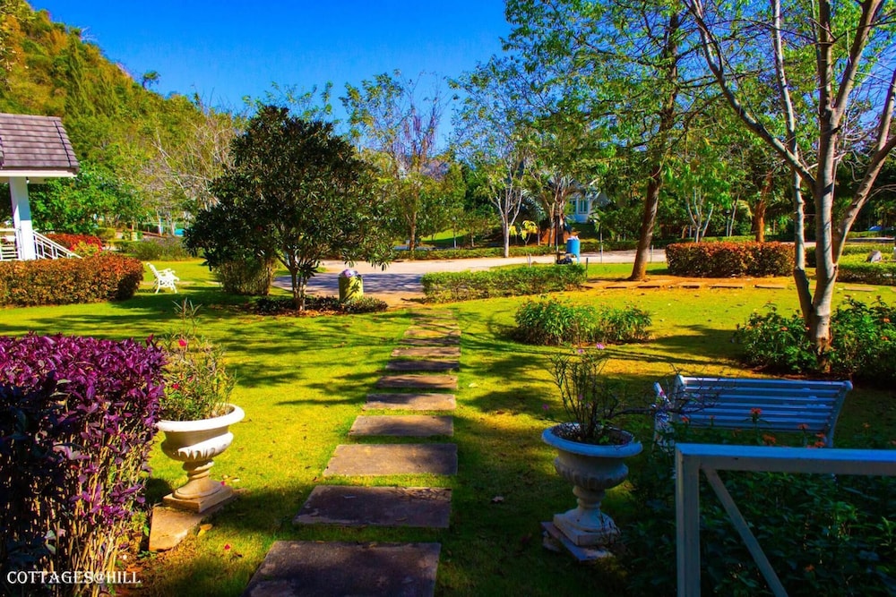 Cottages At Hill Resort 38/50