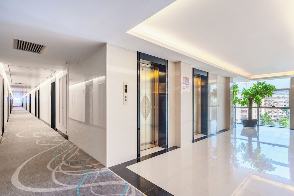Shenzhen Airport Hotel Bao'an Airport 2/33