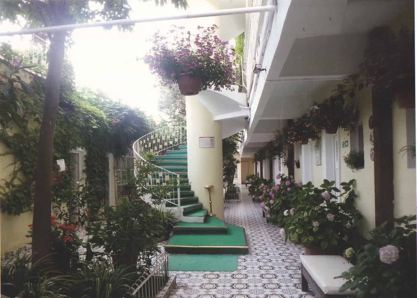 Gulplaj Hotel 25/29