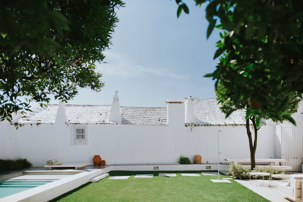 Dona Graca Lisbon Apartments 35/50