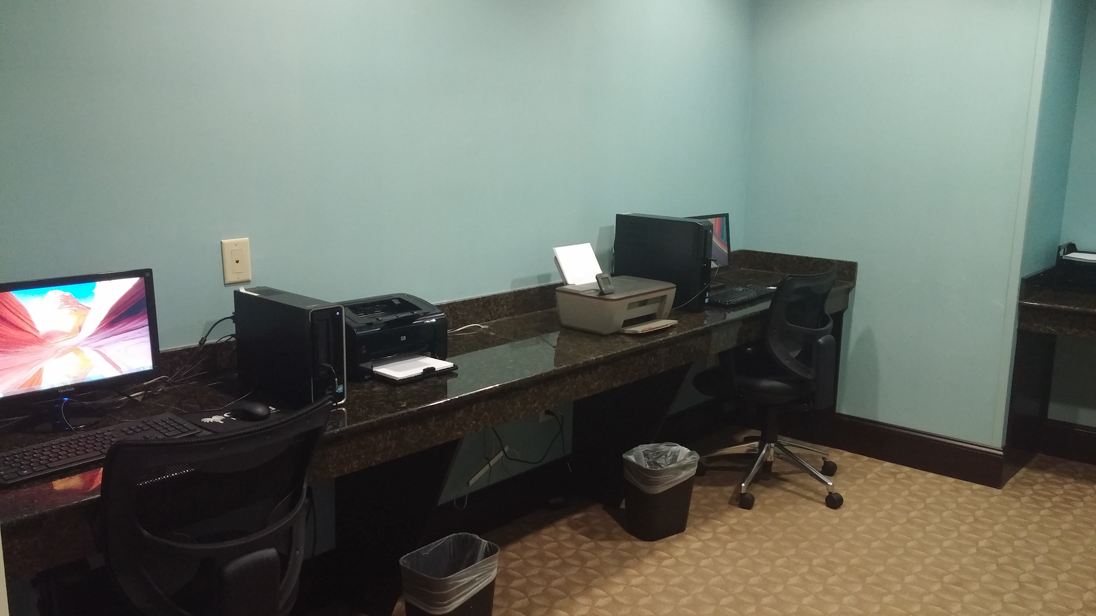 Holiday Inn Express Augusta North 49/53
