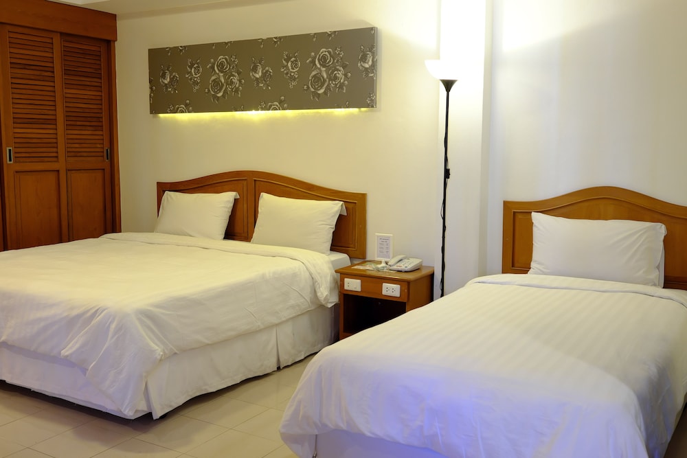 Pj Inn Pattaya 13/43