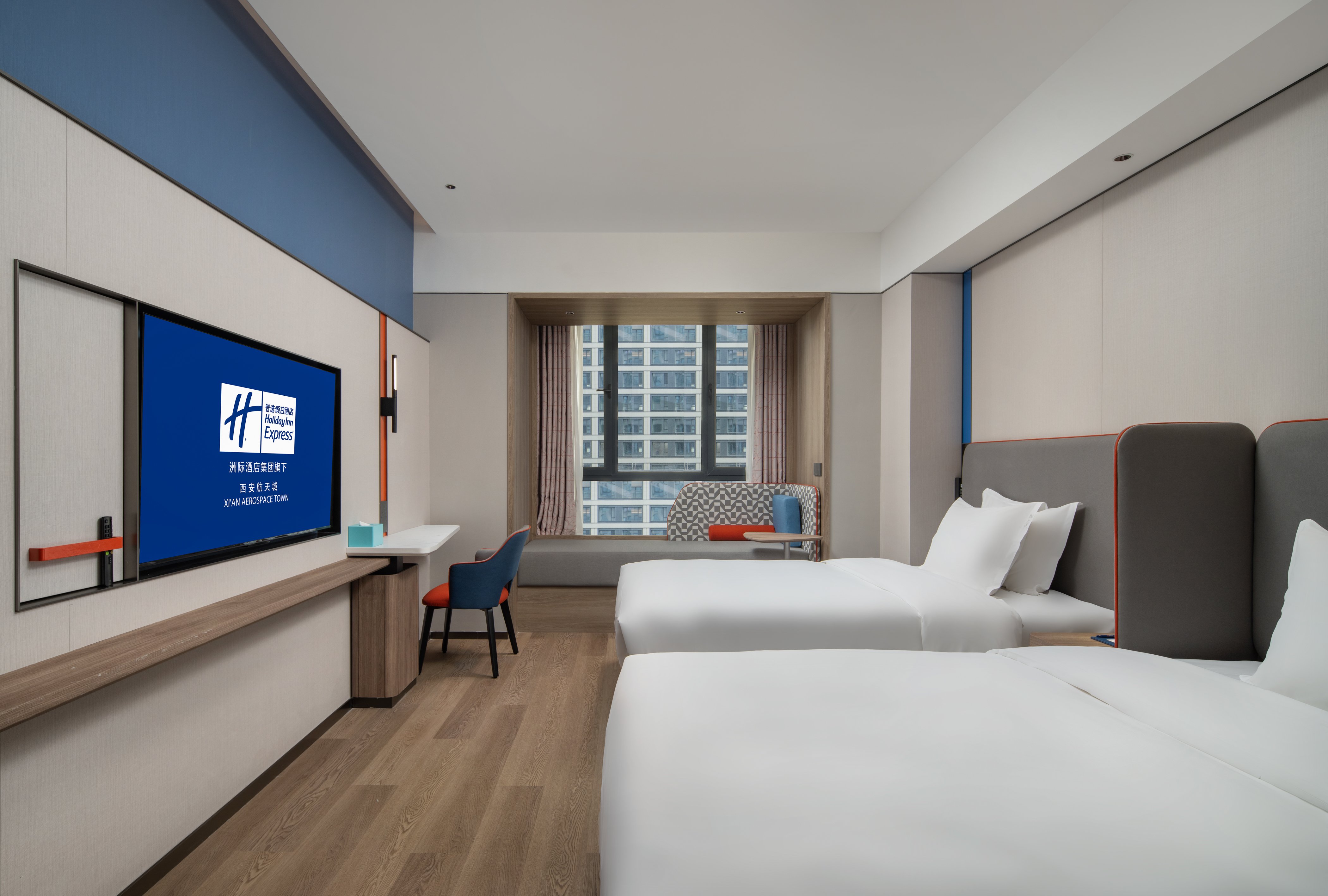 Hollywood, Standard, Twin Beds, City View