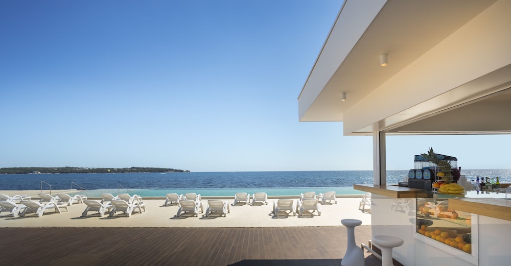 Aminess Vival Maestral Hotel 30/72