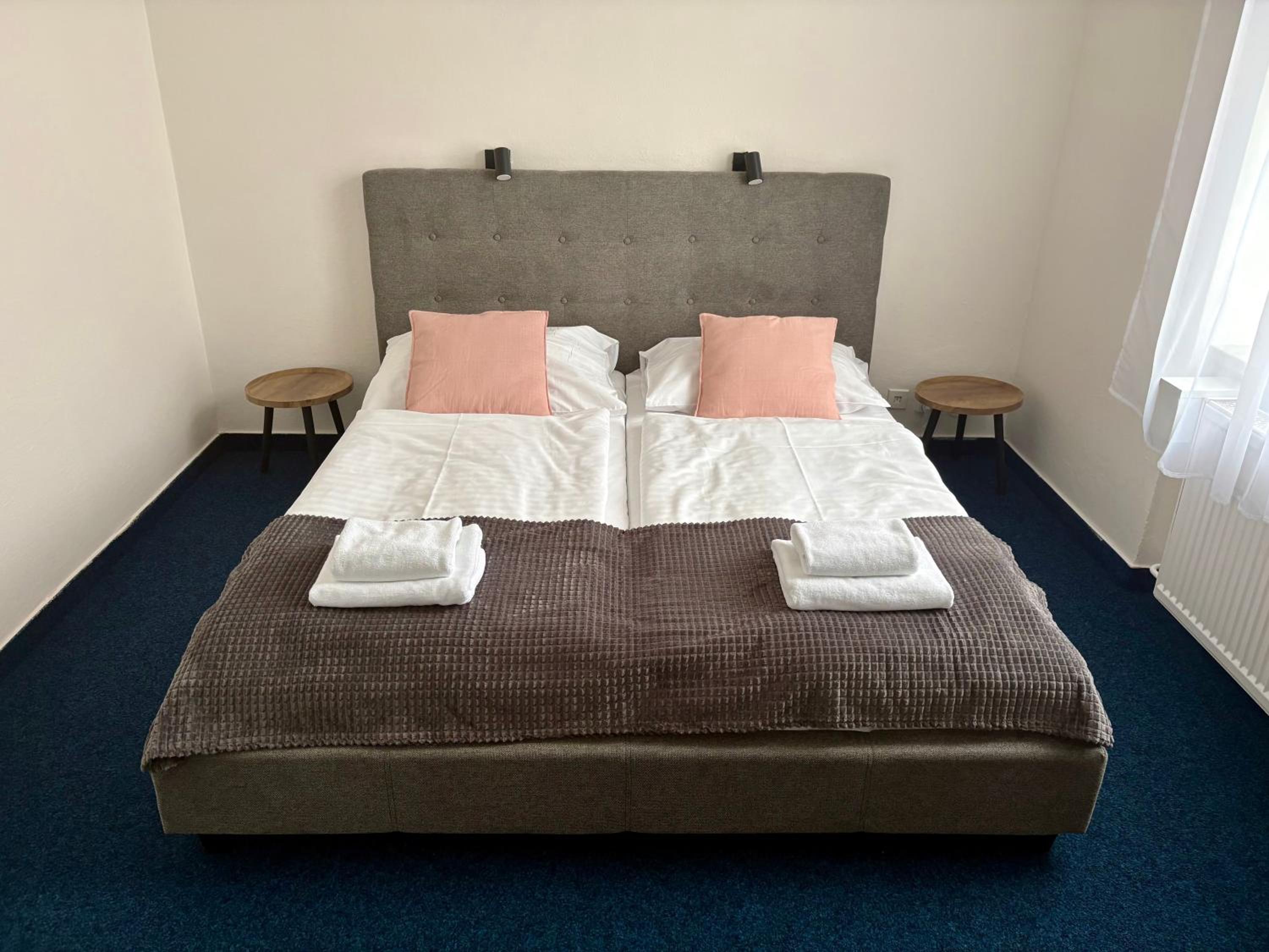 Hotel CB Royal 11/61