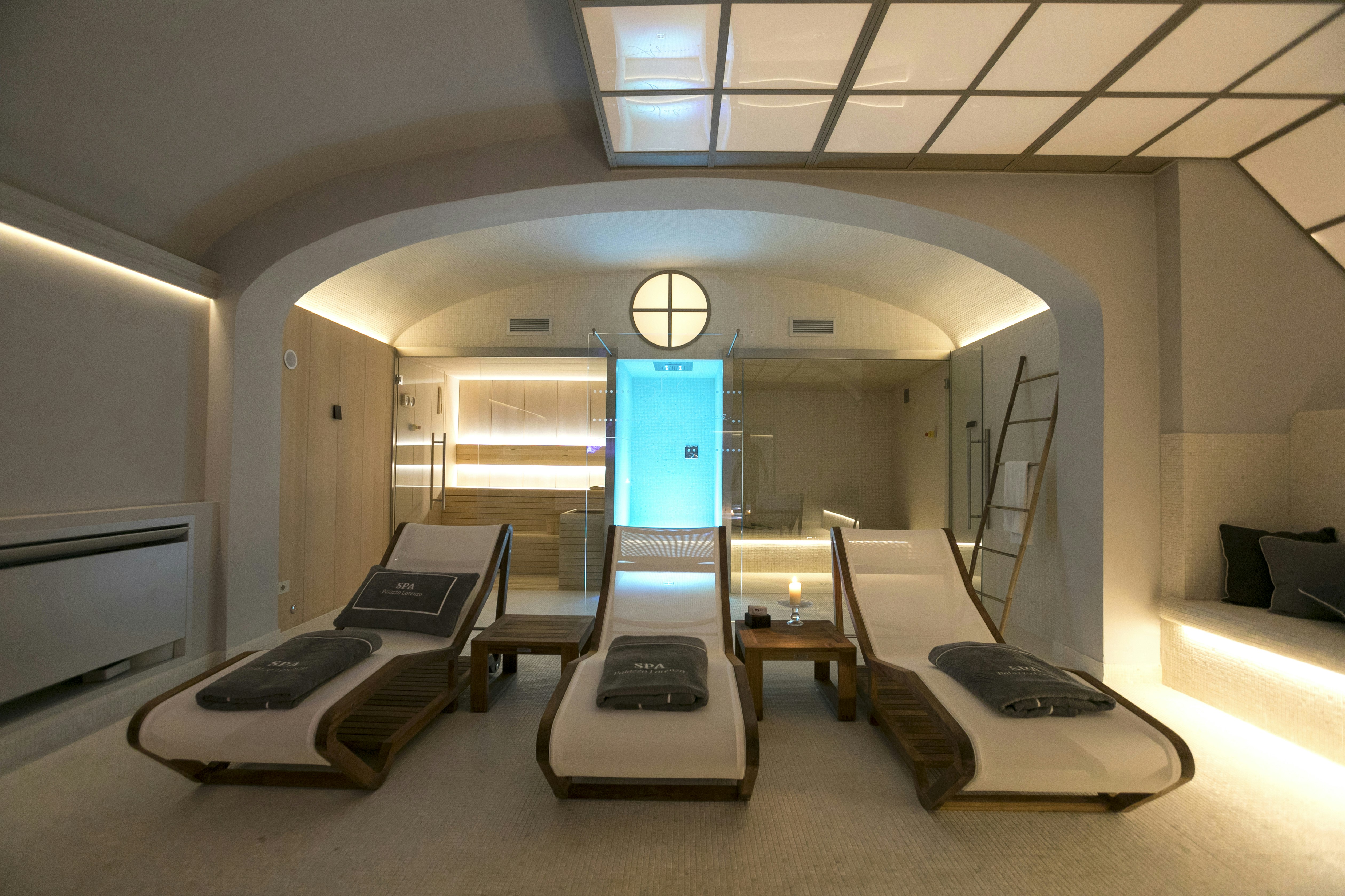 Palazzo Lorenzo Hotel Boutique 49/69