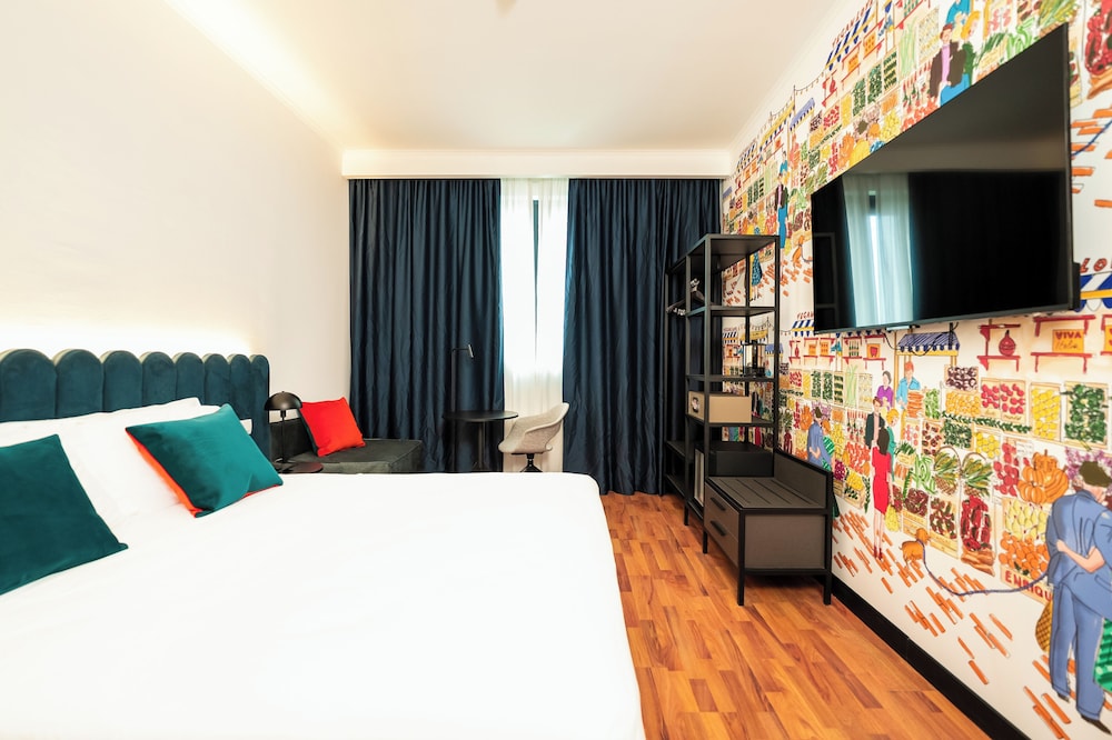 GRAFFITI, DOUBLE OR TWIN BED