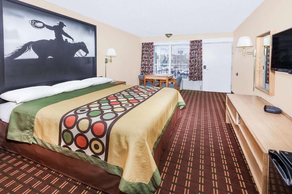Arya Inn & Extended Stay 16/29