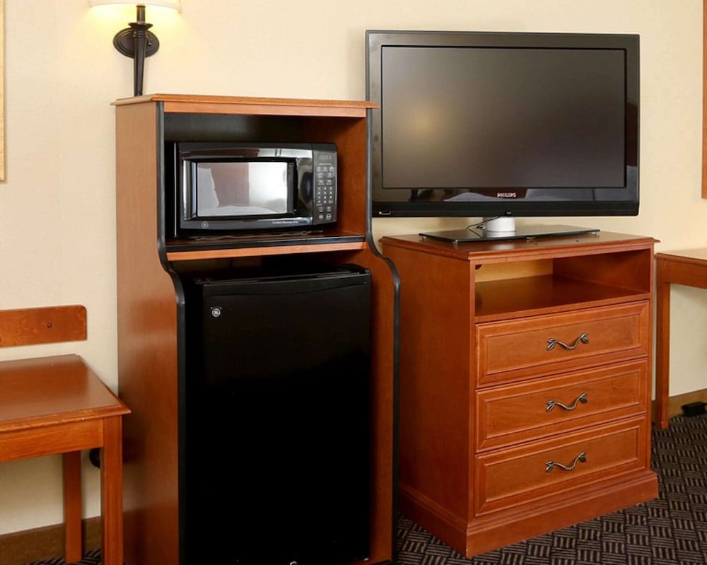 Hampton Inn Waterloo Cedar Valley 51/55