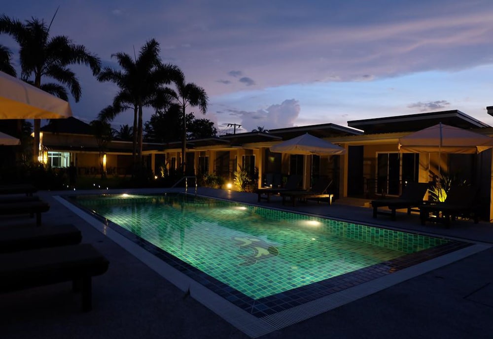 The Oasis Khaolak Resort 4/37
