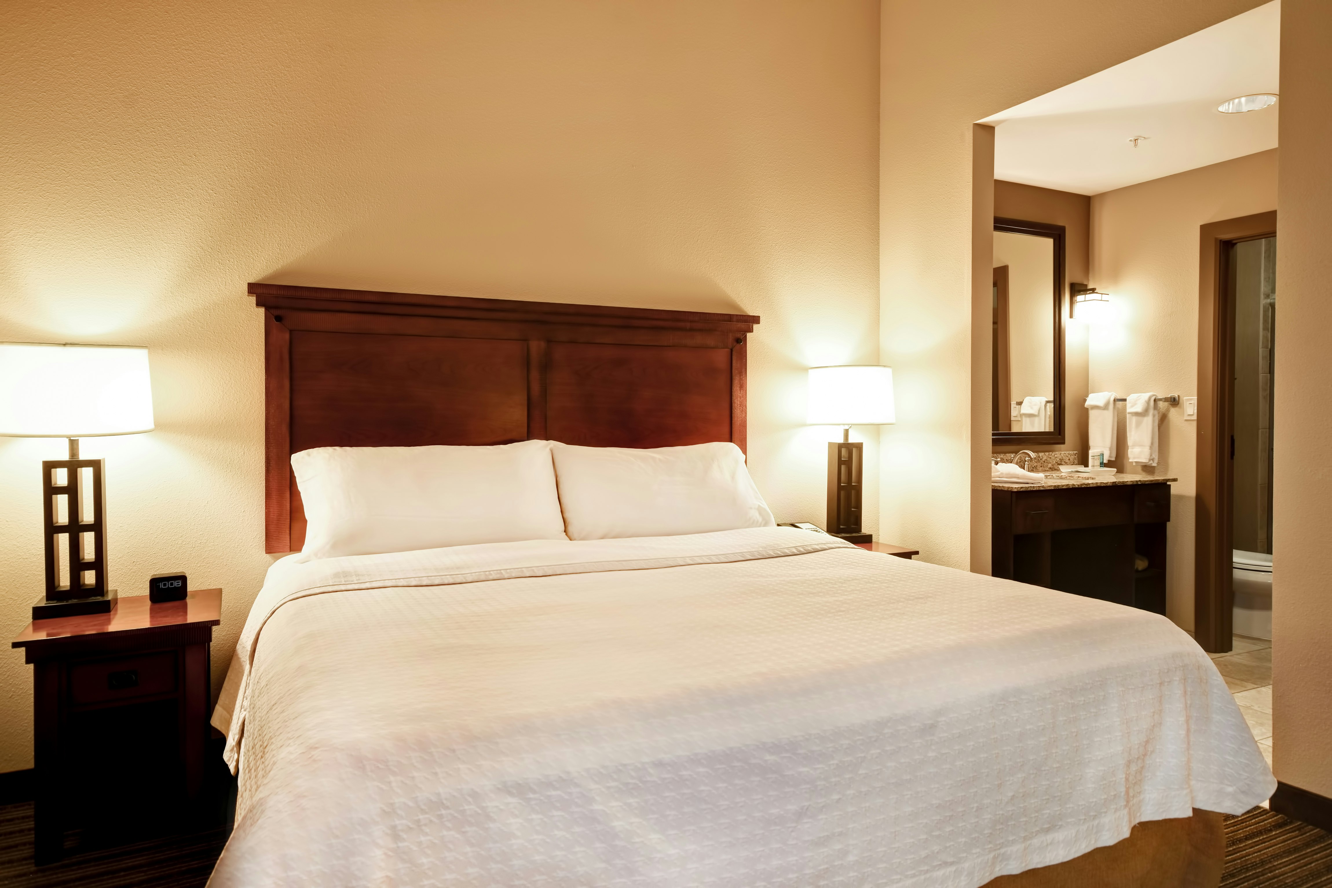 Studio, Suite, King Bed