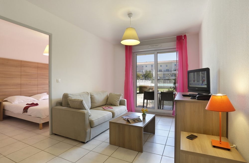 Vacanceole - Residence Cap Camargue 30/50